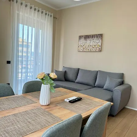 New Bazaar Cozy - 1 , 2 , 3 And 4 Tirana