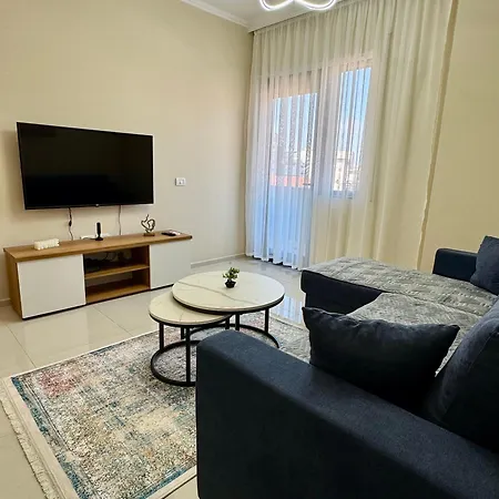 New Bazaar Cozy - 1 , 2 , 3 , 4 And 5 * Tirana