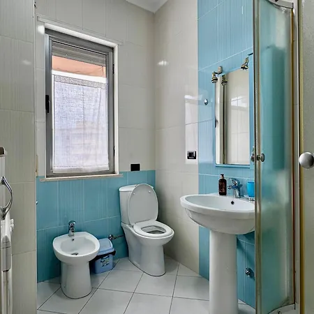 New Bazaar Cozy - 1 , 2 , 3 , 4 And 5 * Tirana